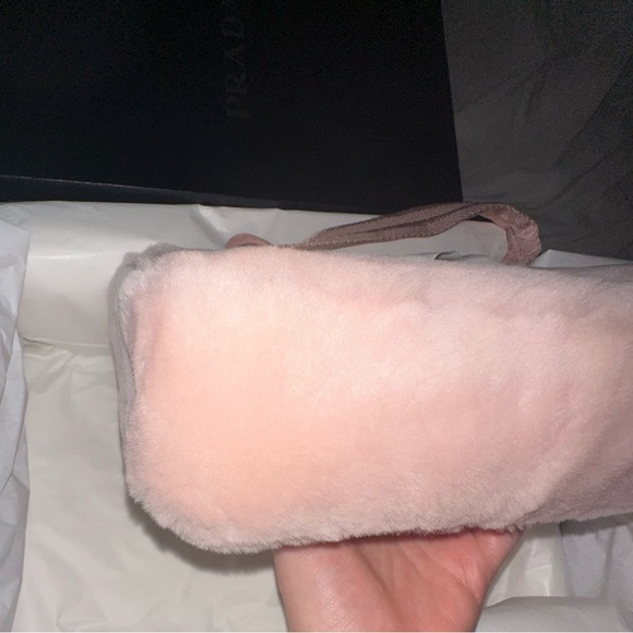 Prada Shearling 2000 re addition - Picture 5 of 9